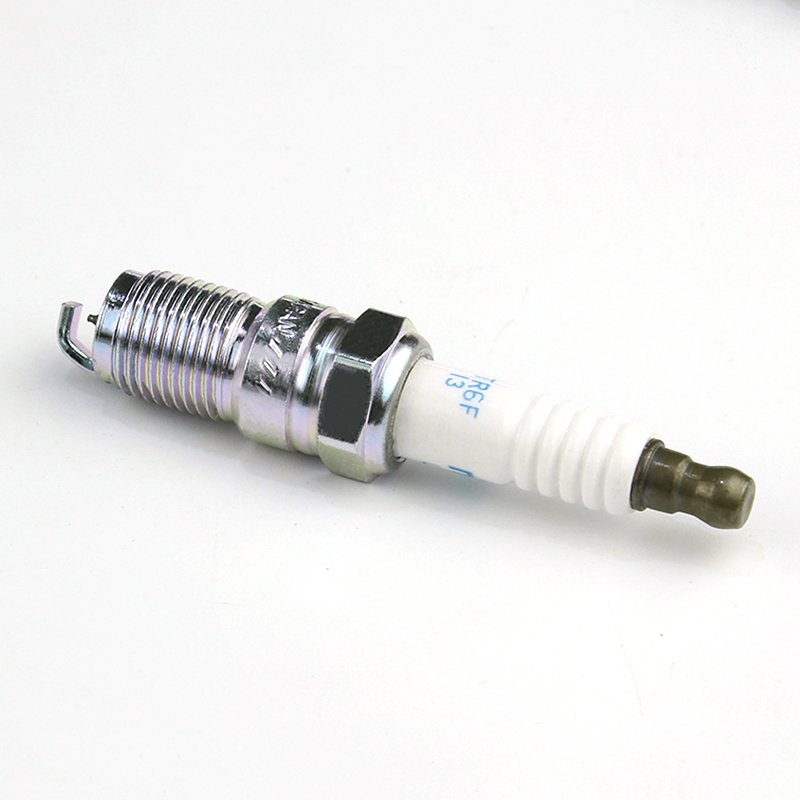 Factory price car spark plug ignition system spark plug wholesale supplier L3Y4-18-110 ITR6F-13 for MAZDA VOLVO