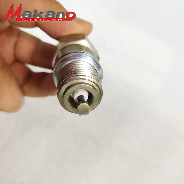 Factory Outlet Gas Generator Industrial Spark Plug 4924504 for Generator