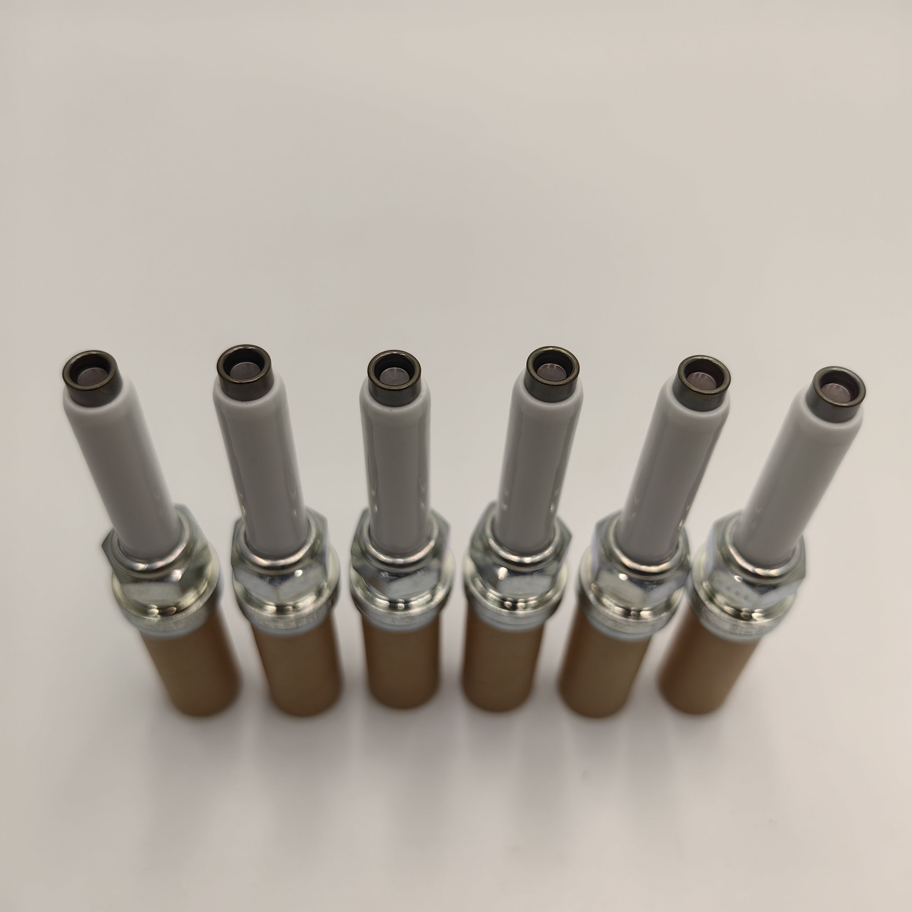 for Mercedes-benz W176W246 W242 W205 0041597003 Spark plug Original spark plug 0041597003 0041597903 2701590700