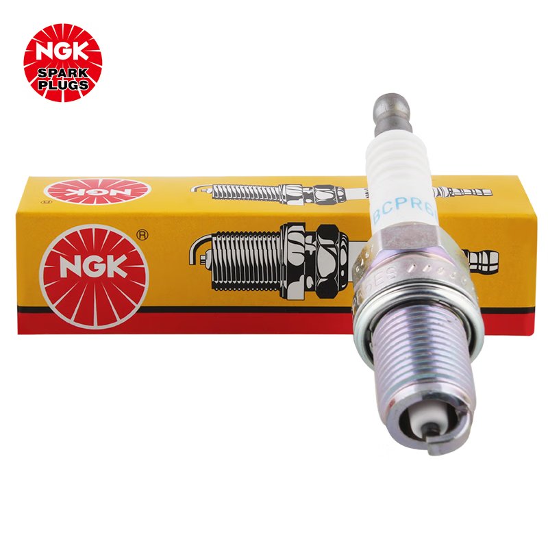 Wholesale Original Genuine NGK Spark Plug Nickel alloy BCPR6ES 2330 Car Engine Spark Plug for Dodge Hyundai