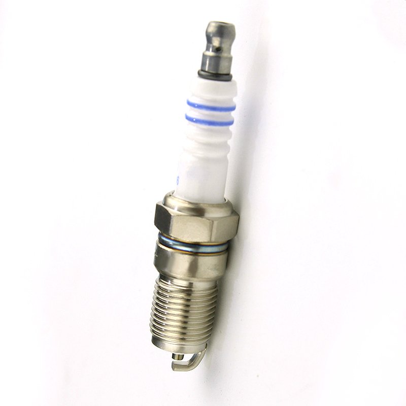 High Quality Wholesale Automotive Spark Plugs OEM Nickel Copper HR8DC+14 Car Engine Sparking Inserts