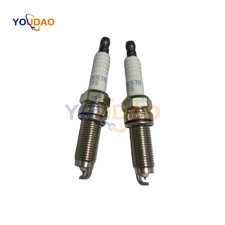 12290R40A01 ILZKR7B-11S 12290R40A02 1822A088 Wholesale Price Auto Parts Spark Plug 12290-R40-A01