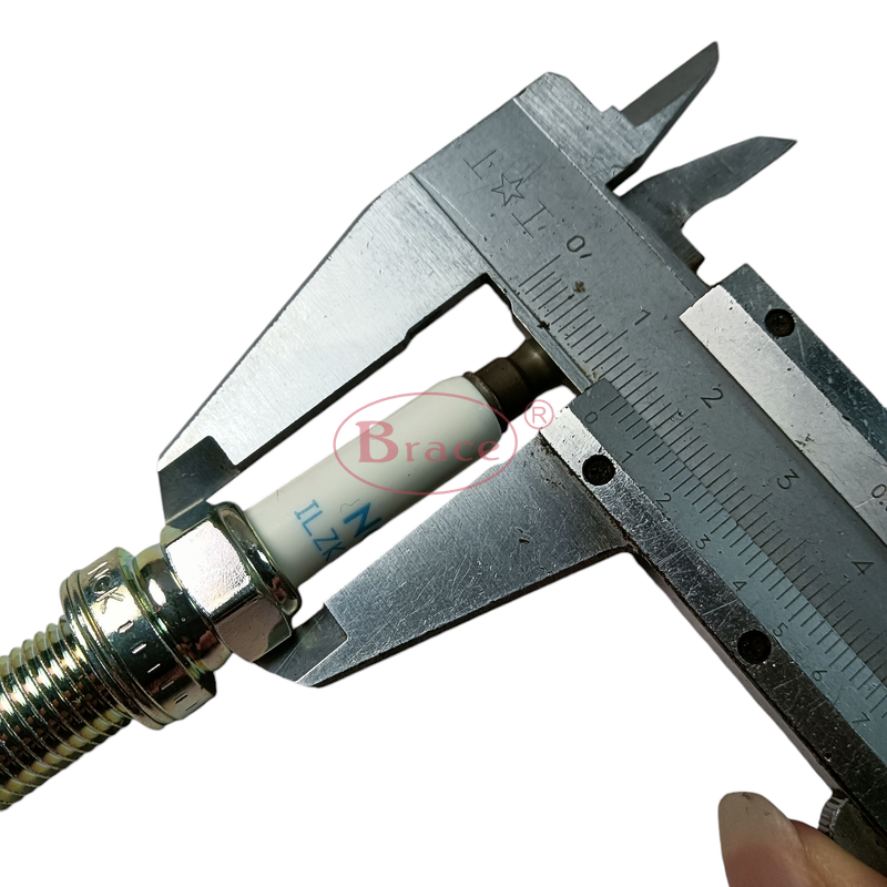 Auto Parts Spark Plug Suitable for MAXUS G10