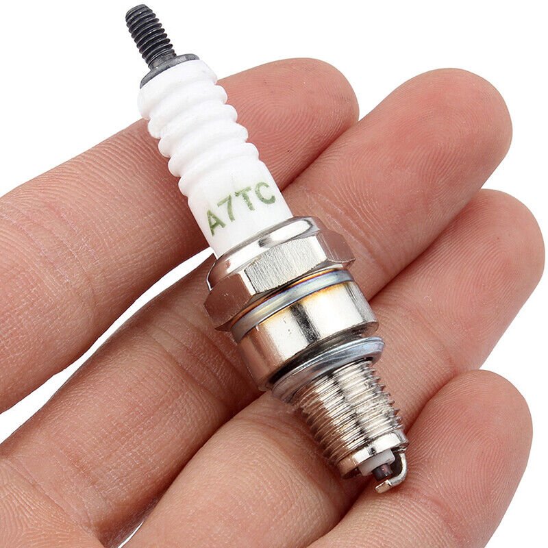 Wholesale Price Motorcycle Accessories Spare Parts Motorbike Spark Plug bujia D8EA