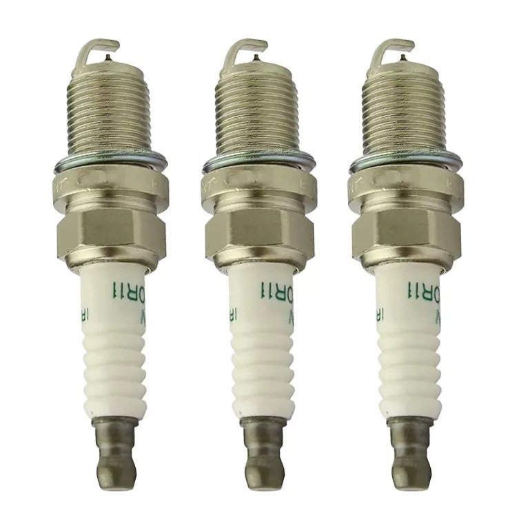Spark Plugs OEM 90919-01210 SK20R11 Spark Plugs For Toyota Denso Corolla Lexus 9091901210 Spark Plug