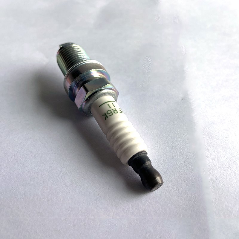 6711 ZFR6K-11 K7RKI-11 IZFR6K-11S Factory Car Spark Plug for auto parts CRV Accord 2.0L 2.4L 3.0L
