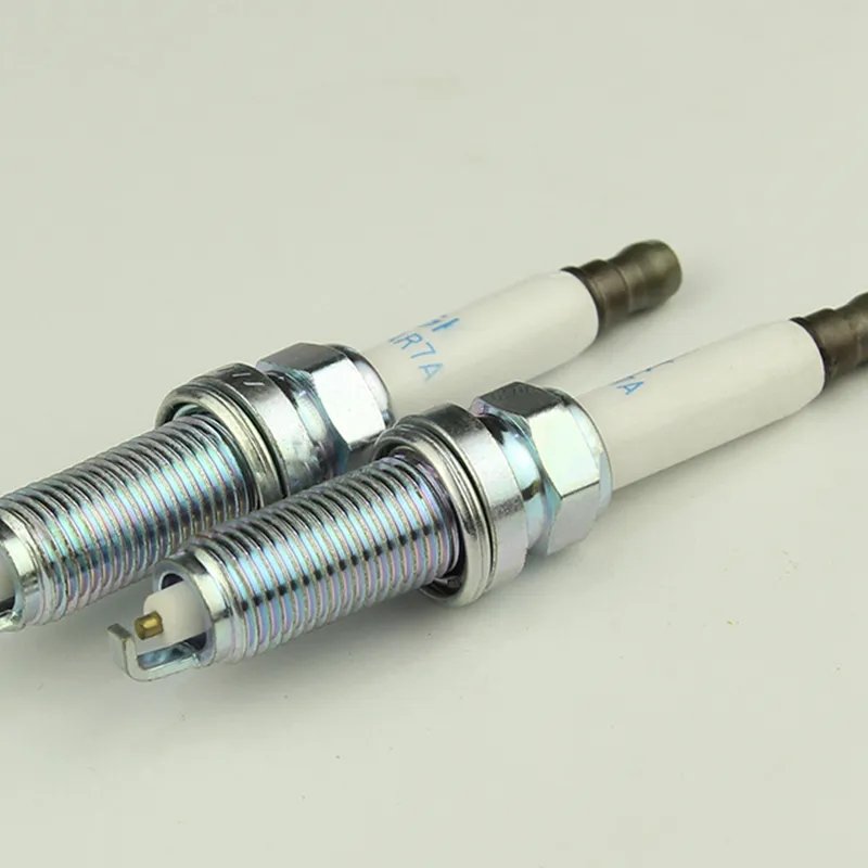 6711 ZFR6K-11 K7RKI-11 IZFR6K-11S Factory Car Spark Plug for auto parts CRV Accord 2.0L 2.4L 3.0L