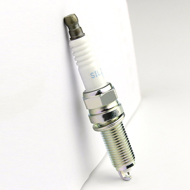 Wholesale Price ZFR5F-11 Iridium Spark Plug 18829-11050 Car Bujias For Hyundai Kia car spare parts