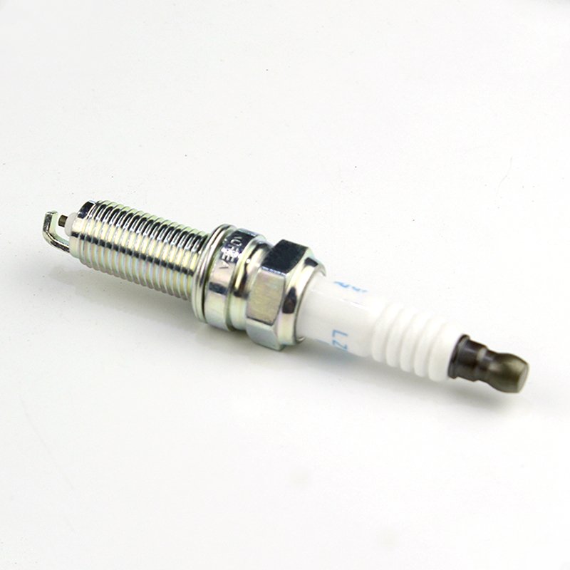 Wholesale Price ZFR5F-11 Iridium Spark Plug 18829-11050 Car Bujias For Hyundai Kia car spare parts
