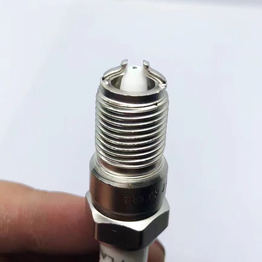 Factory Auto Resistor 4308 Iridium Platinum Bujias Spark Plugs for Car