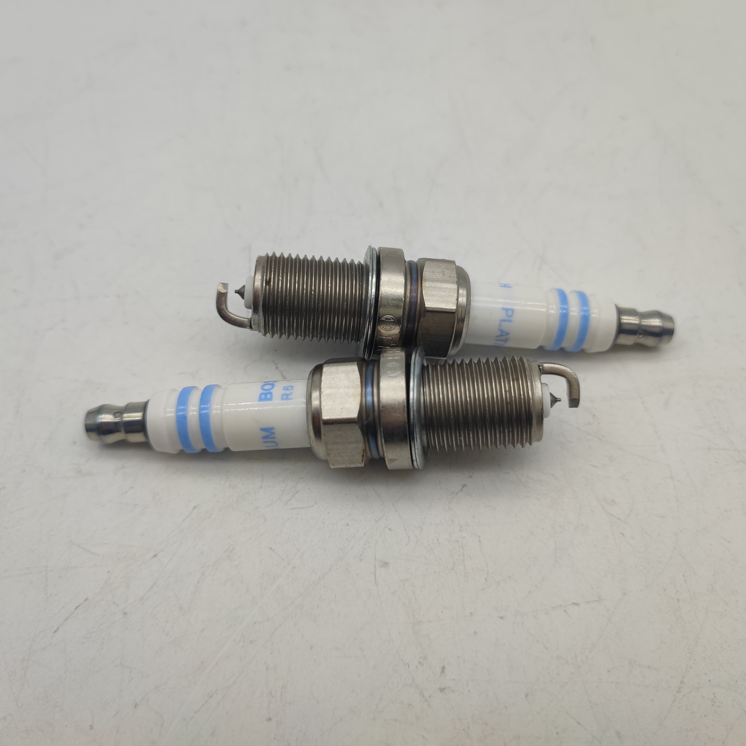 Wholesale Original Genuine Spark Plug 126CX Car Engine Spark Plug for VW ,safe and reliable