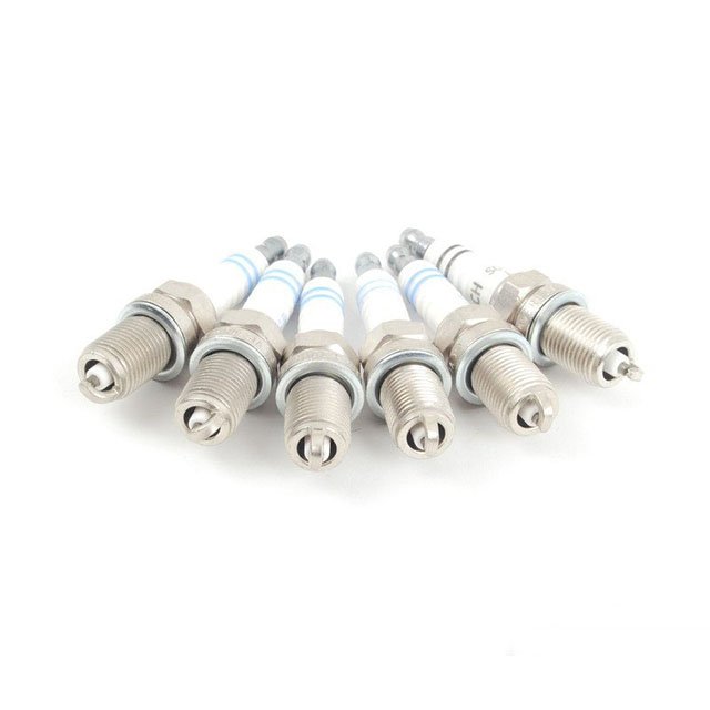 Use for Benz spark plug 0041591303 for 271/211/E200