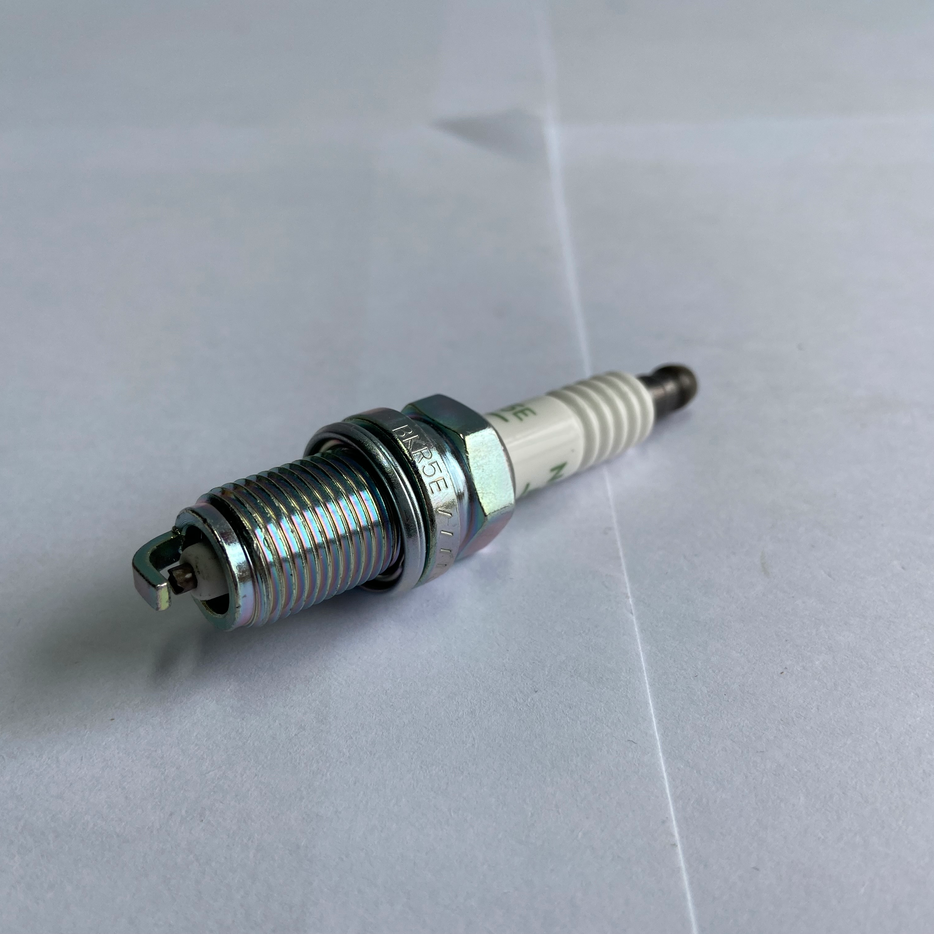 BKR5E BKR5EYA BKR5ES FR3LS 14FR8DU FR7DC D17Y RC10YC 16PR-U K16TT VK16 IK16 BKR5EIX BKR5EGP Spark Plugs