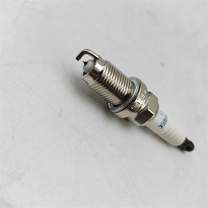 WLGRT Hot Sale IRIDIUM Spark Plugs for Honda Accord Civic Acura RSX RL TL 6994 IZFR6K11