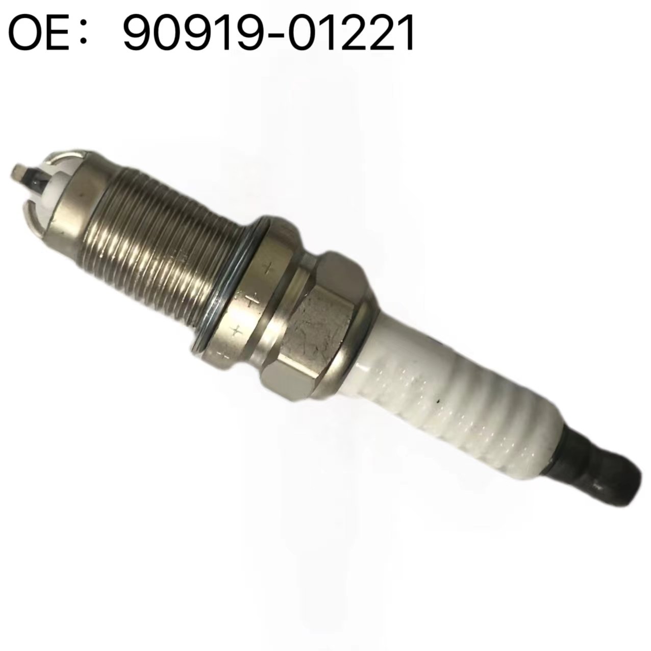 9091901221 SK20BGR11 Quality Iridium Spark Plug For Toyota Rav4 spark plug 3 claws SK20BGR11 90919-01221