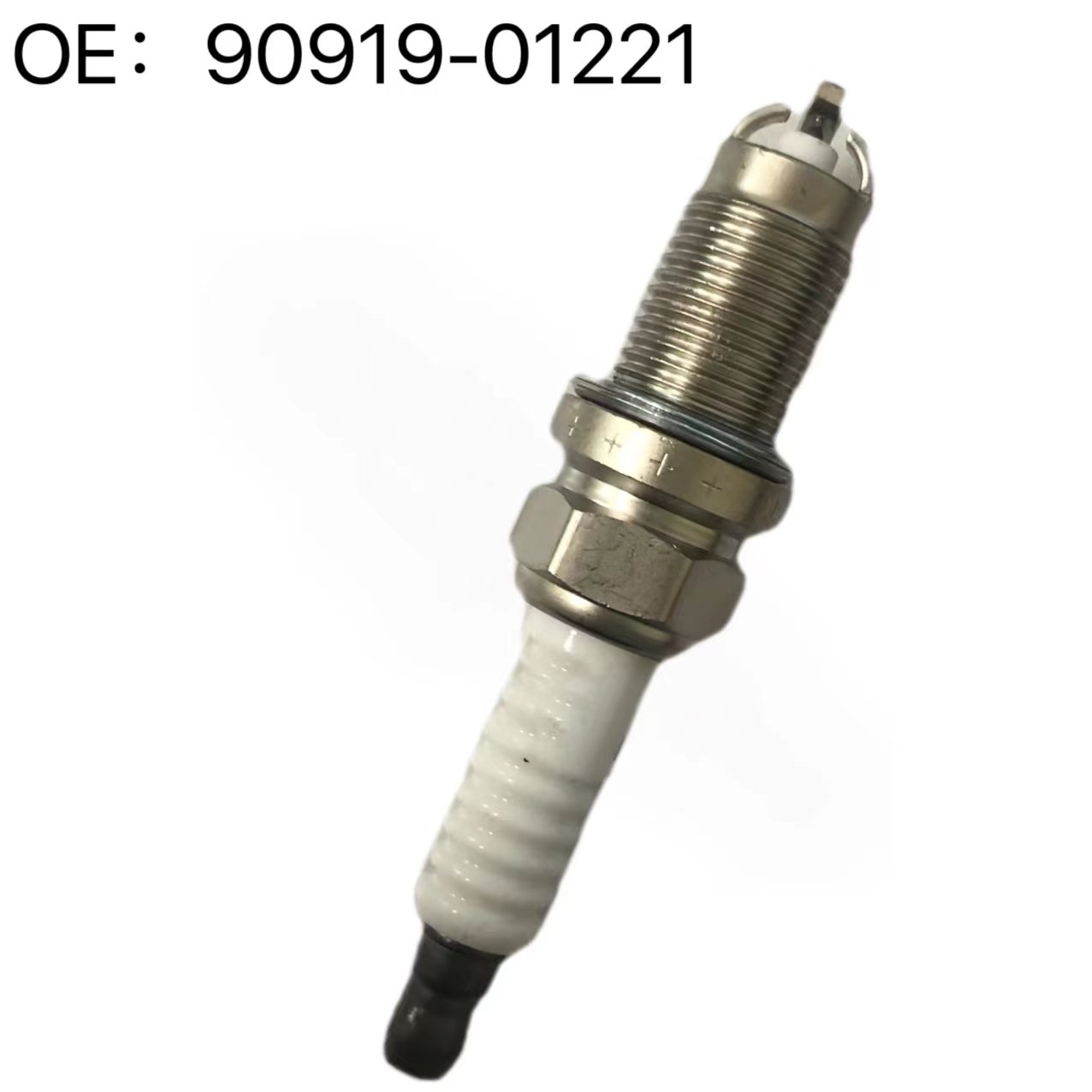 9091901221 SK20BGR11 Quality Iridium Spark Plug For Toyota Rav4 spark plug 3 claws SK20BGR11 90919-01221