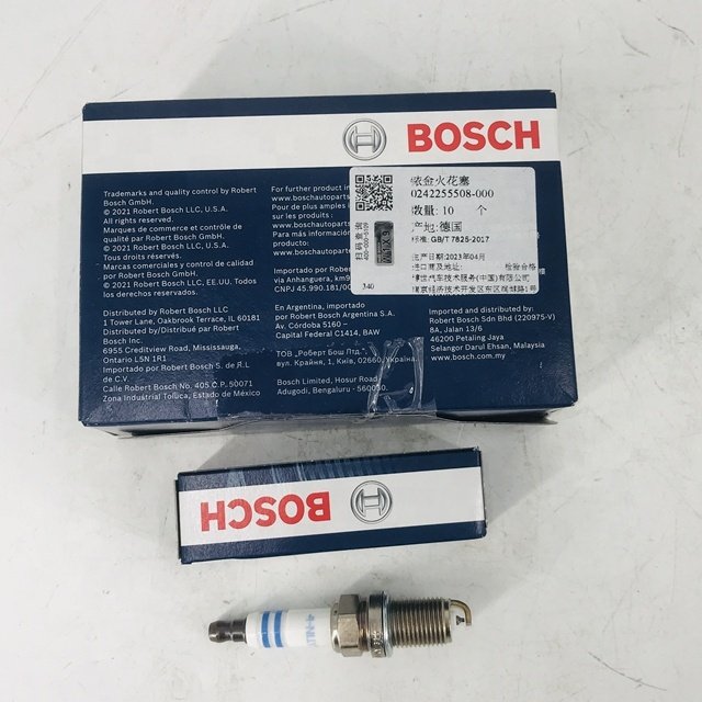 0242255508 High Quality Original Weichai Engine Parts 610800190174 iridium spark plug