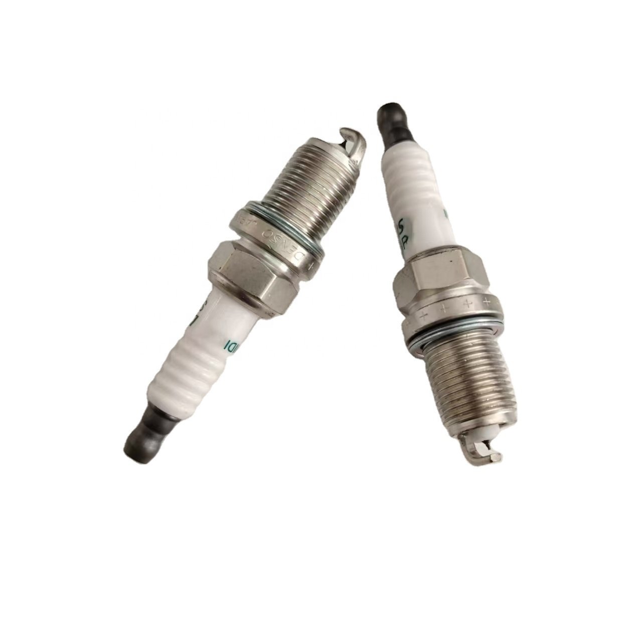 High Quality Spark Plugs Auto Engine Parts SK16R11 3324 Platinum Spark Plugs