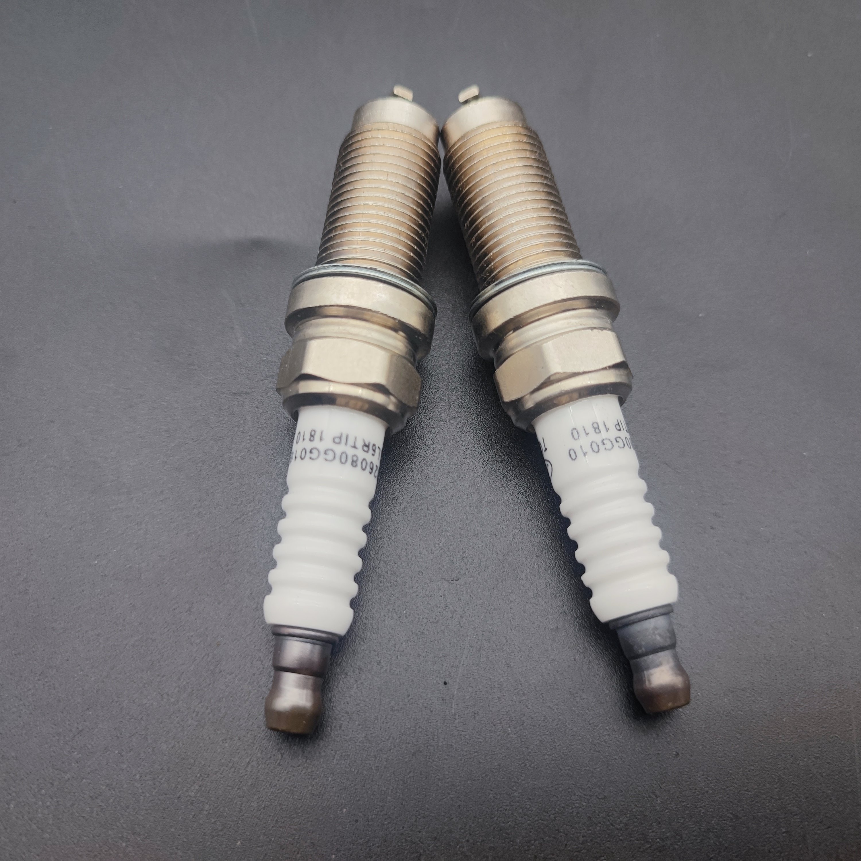 Wholesale auto parts Chinese manufacturer Iridium automotive engine spark plug KL6RTIP