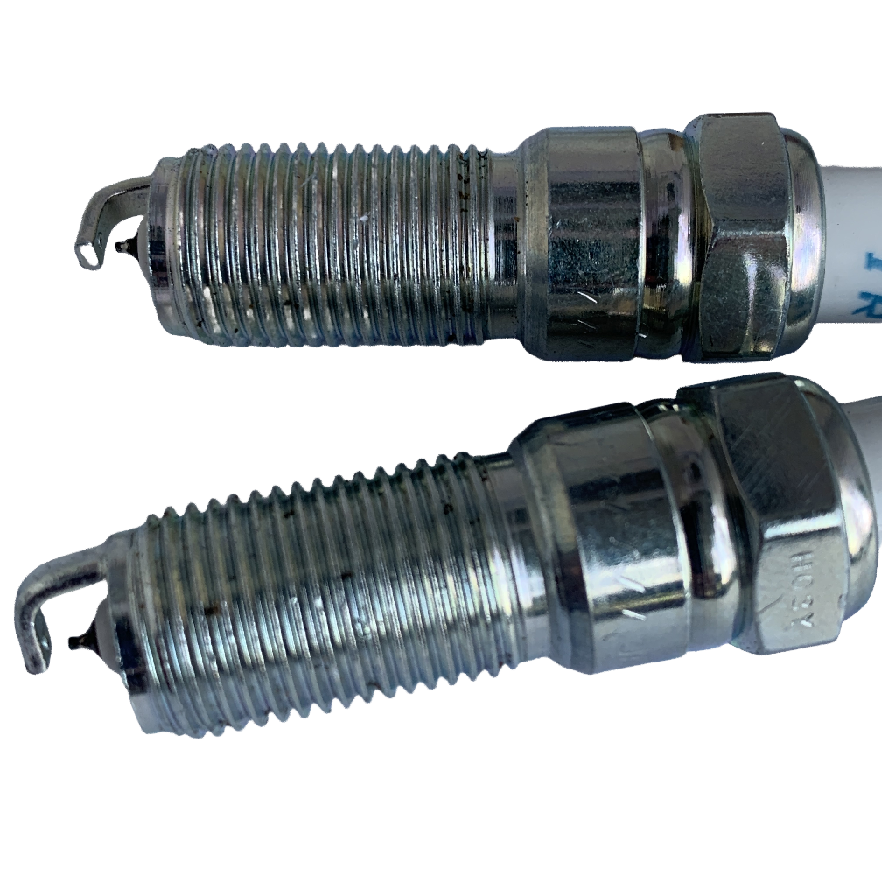 Auto Parts Engine Laser Double Iridium platinum Spark Plugs ILTR5A-13G 3811 For Ford Mazda NGK bujia
