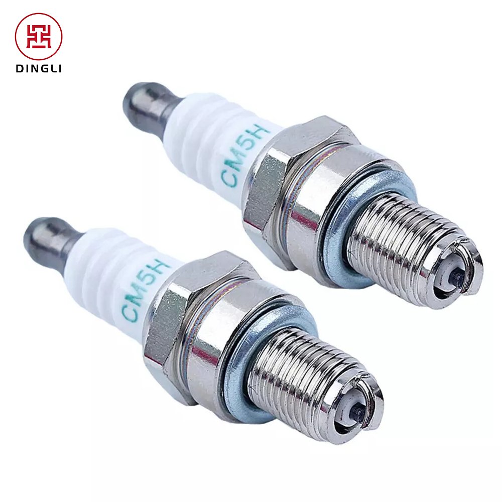 wholesale high quality Spark Plug 4 Stroke GX25 GX35 for Trimmer Brush Cutter Blower Engine Motor HHT25S Engine CMR5H CM5H