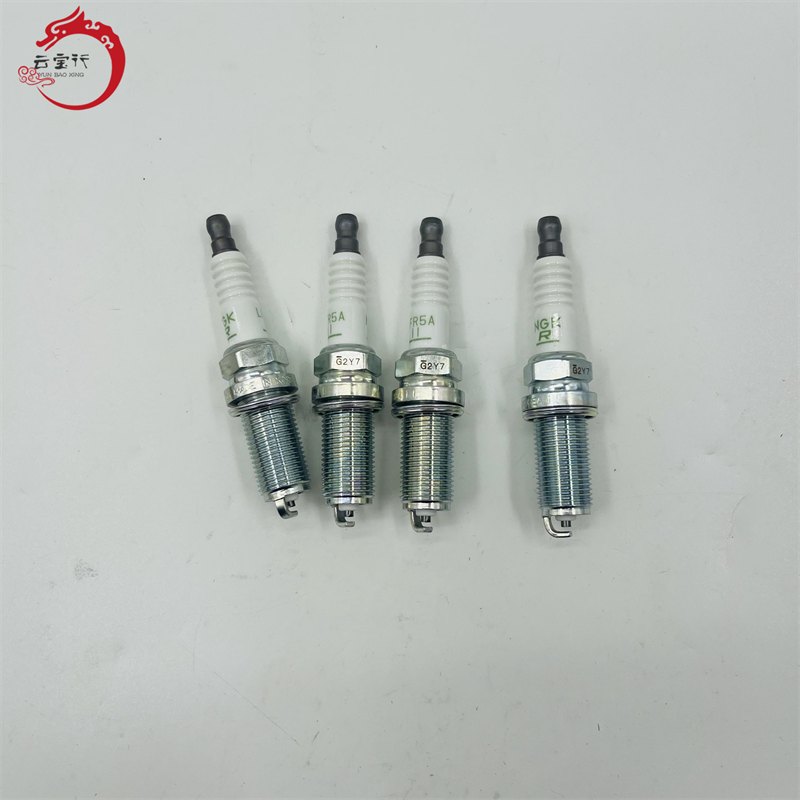 Wholesale high quality Spark Plugs For Hyun-dai Ki-a 18841-11051 1884111051