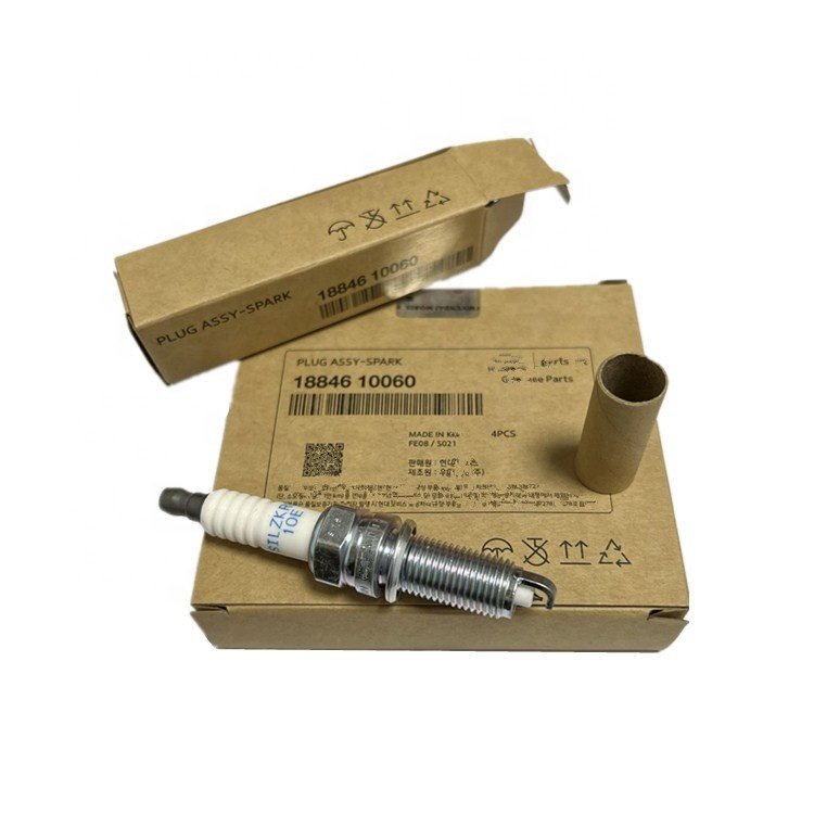 New Package 4PCS Auto Car Engine Parts SILZKR6B10E Spark Plugs 18846-10060