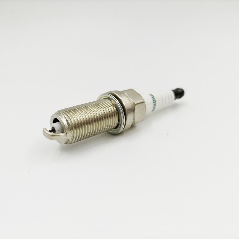 Auto parts Iridium Spark Plug Bujias 90919-01191 SK20HR11 For Toyota LEXUS GS30/35/43/460 HILUX Land Cruiser Prado RAV4