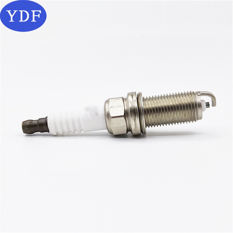 Auto Resistor Iridium Platinum Bujias Spark plugs 90919-01235 K20HR-U11 For LAND CRUISER HILUX 4RUNNER