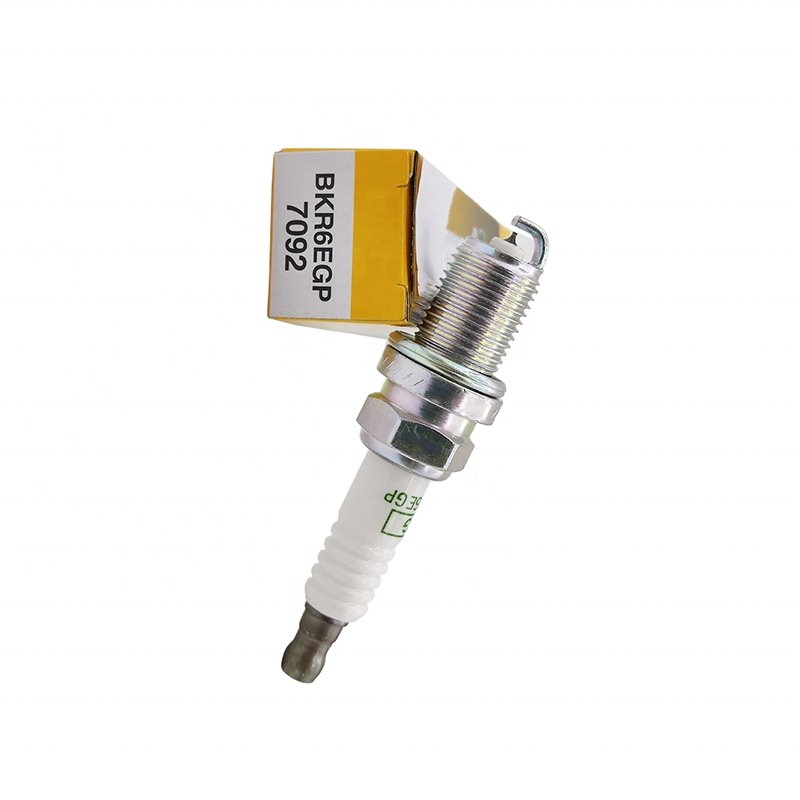 Wholesale Auto Spark Plug Oem 7092 Bkr6e-11 7090 Bkr5e-11 90919-01247 01164 01253 01235 01249 01221 01210 Spark Plugs