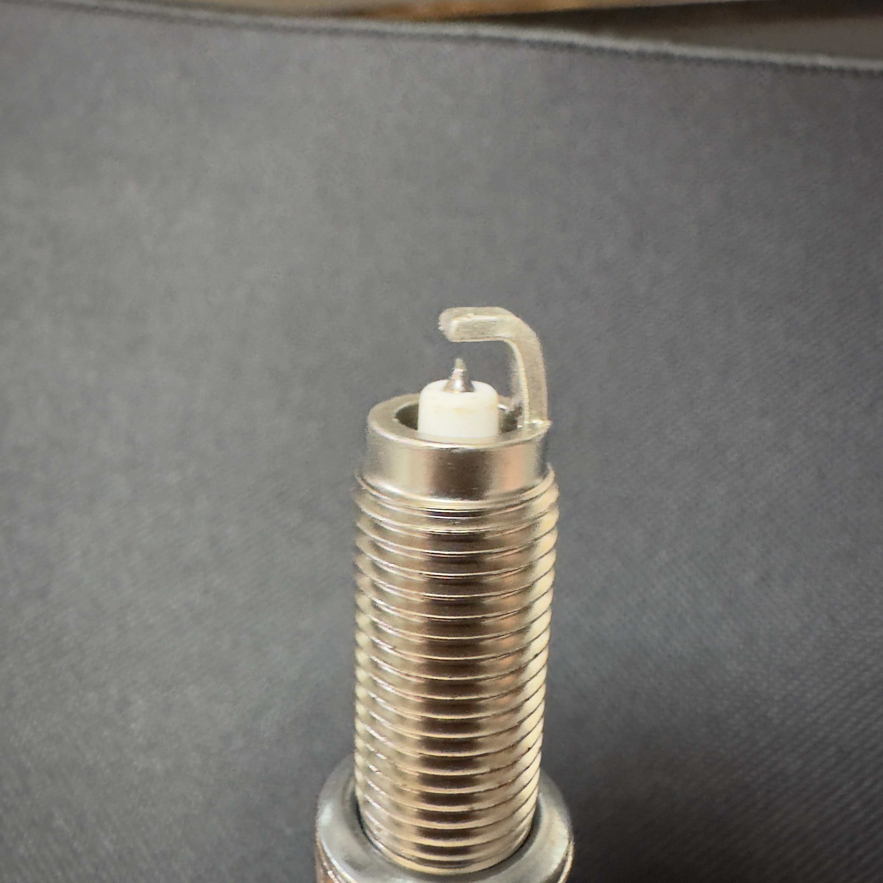 Cross border spark plug supply Q16-U 90919-YZZAA 4783 22401-10F15 22401-40V05 Iridium gold platinum nickel alloy spark plug