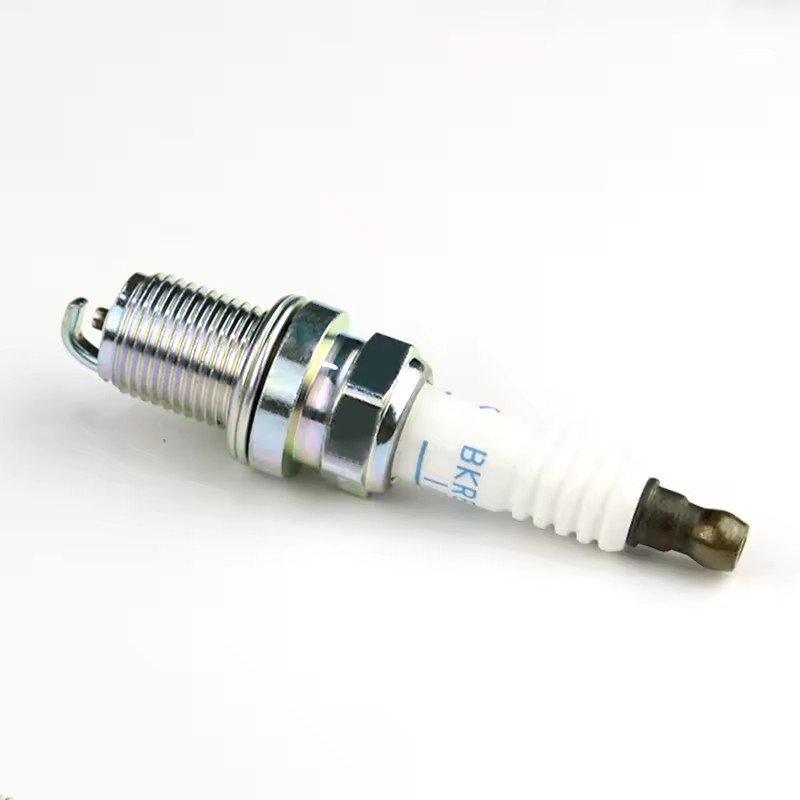 High Quality 18814-11051 BKR5ES-11 Spark Plug 1881411051
