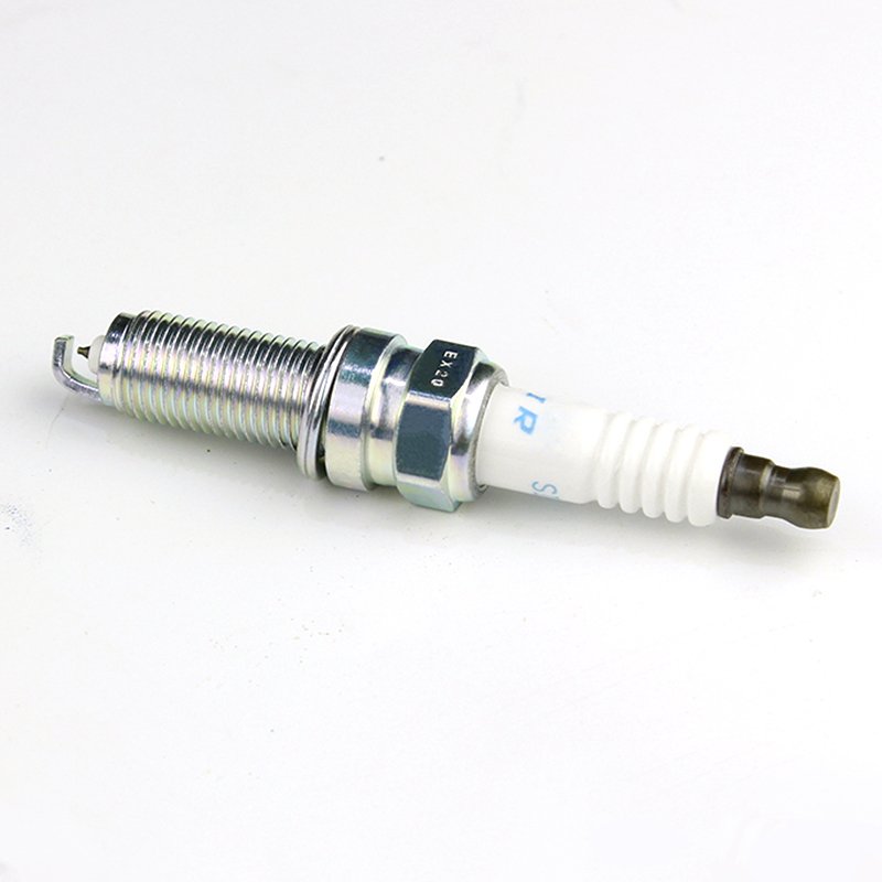 Auto spark plug 9723 SILZKR7B11 18846-11070 Iridium Spark Plug for Hyundai Santa Dodge Challenger Chrysler