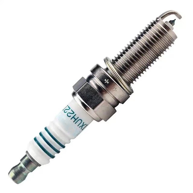 5353 IXUH22 Iridium Power Spark plug High quality auto spare parts spark plug factory