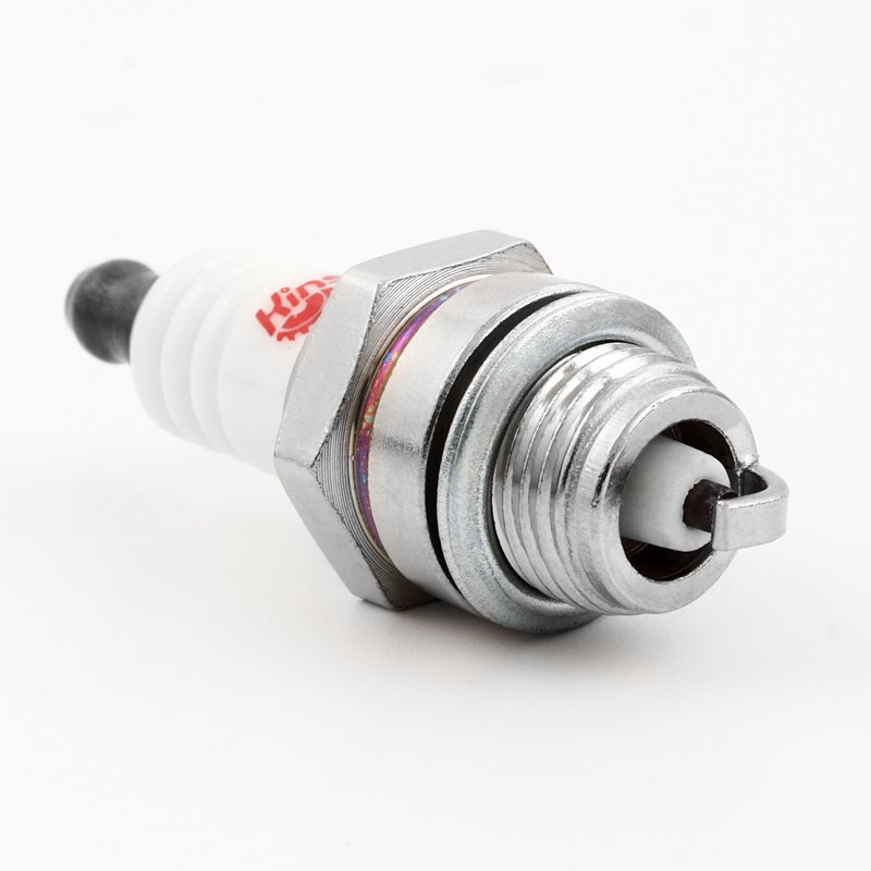 L7t Spark Plug For Strimmer Chainsaw Lawnmower Hedge Trimmer Cutter Chainsaw Spark Plug