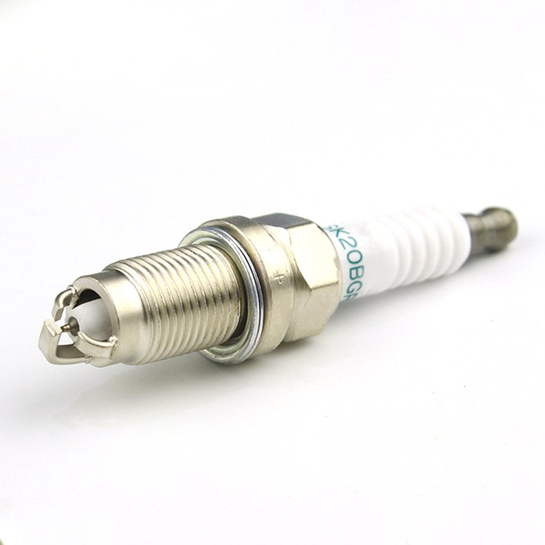 New SK20BGR11 90919-01221 Ceramic Iridium Igniter Spark Plug for Japan Cars Engine Use