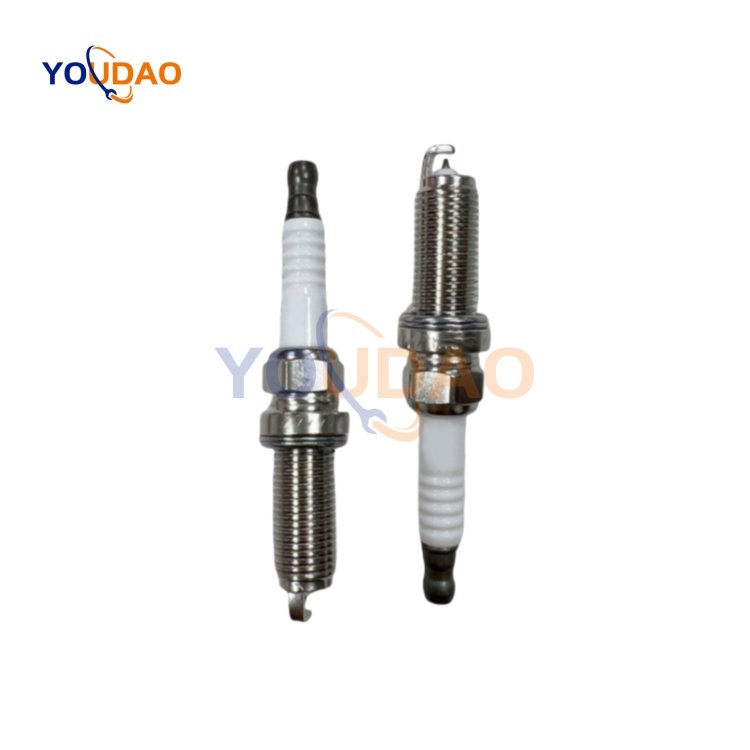 China Manufactory Auto PE5R-18-110 ILKAR7L11 Hot Selling Car Spare Parts Iridium Spark Plugs