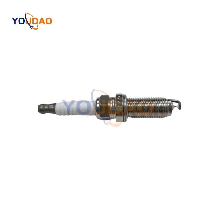 China Manufactory Auto PE5R-18-110 ILKAR7L11 Hot Selling Car Spare Parts Iridium Spark Plugs
