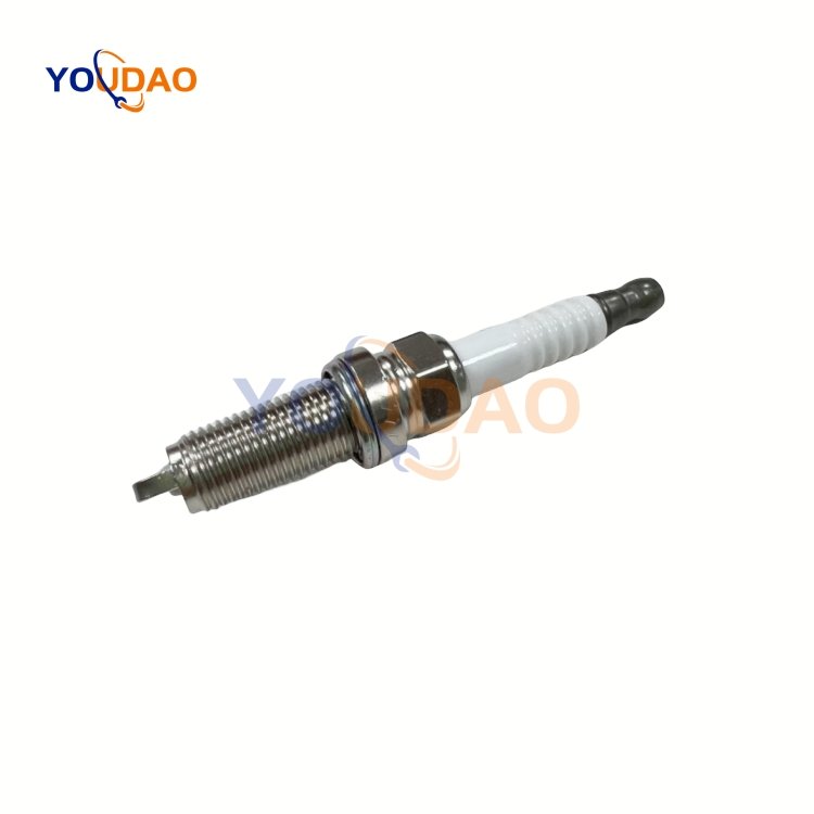 China Manufactory Auto PE5R-18-110 ILKAR7L11 Hot Selling Car Spare Parts Iridium Spark Plugs
