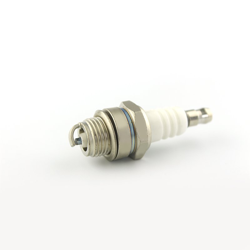 Auto lawn mower L7T Spark Plug BM6A L7T for garden small Chainsaw Mower strimmer Brush Hedge Cutter