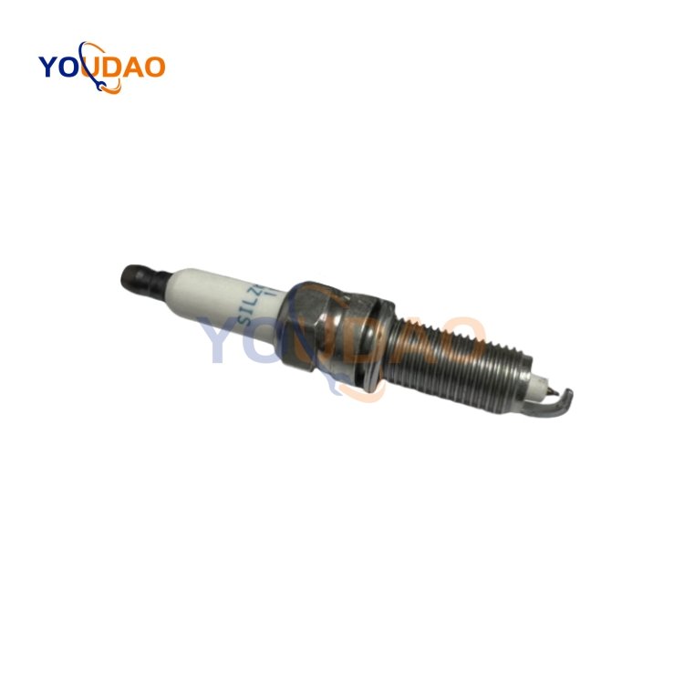 1884911070 SILZKR7E11 High Quality Hot Sale Auto Spare Accessories Parts Car Spark Plug 18849-11070