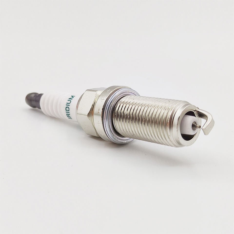 90919-01191 high quality iridium spark plug SK20HR11 for TOYOTA CAMRY Saloon HIGHLANDER