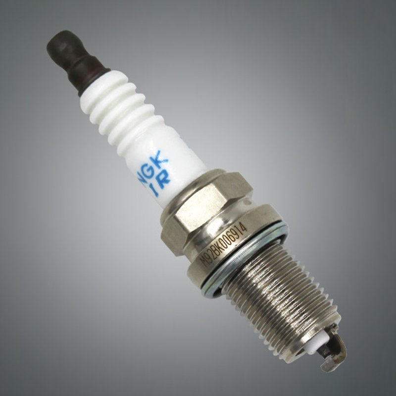 spark plug super quality and competitive price King Long Motor Group auto parts spark plug