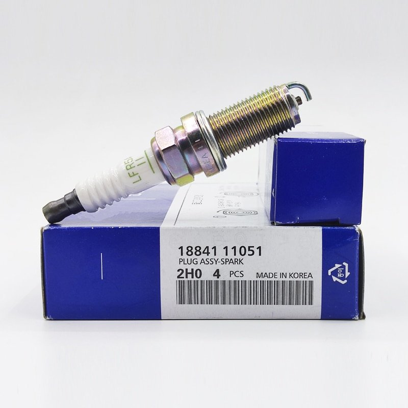 Auto Engine Parts Ordinary Spark Plug 18841-11051 for NGK LFR5A-11 1884111051 LFR5A11