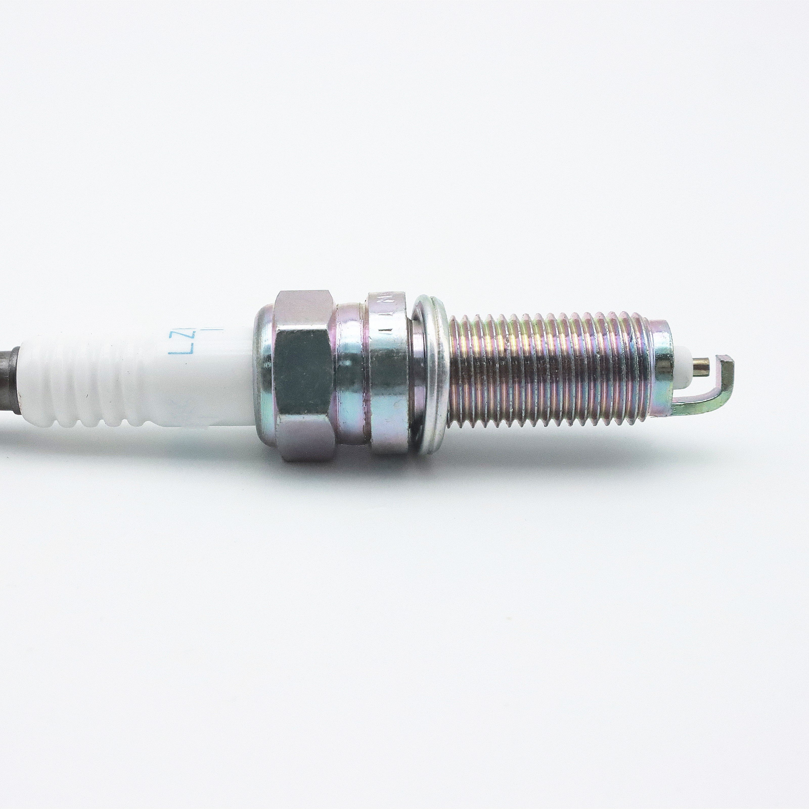 Manufacturer's Direct Sales Automotive Engine Parts List Iridium Plug Spark LZKR6B-10E 18855-10060 Spark Plug