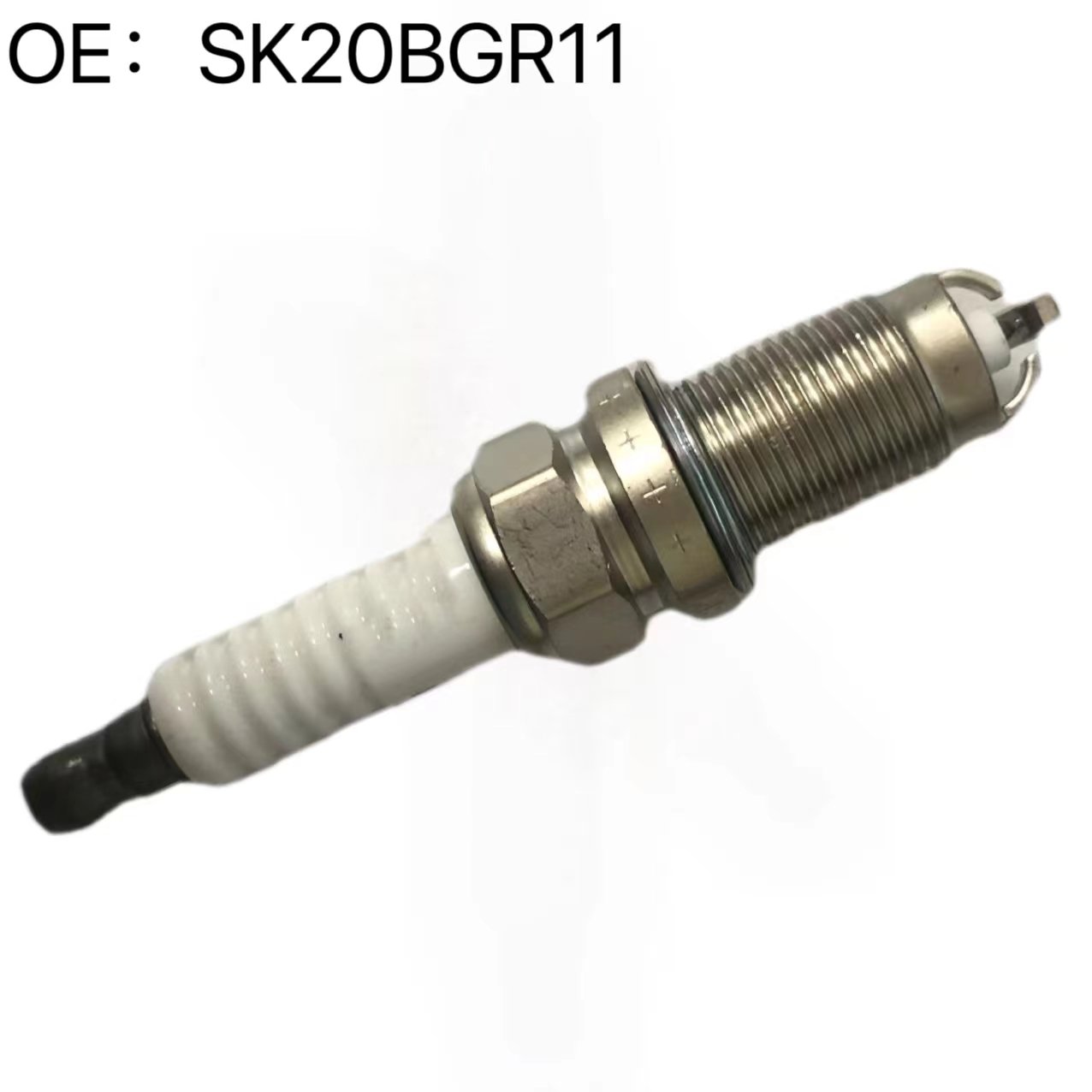SK20BGR11 Quality Iridium Spark Plug For Toyota Rav4 spark plug 3 claws SK20BGR11 3472