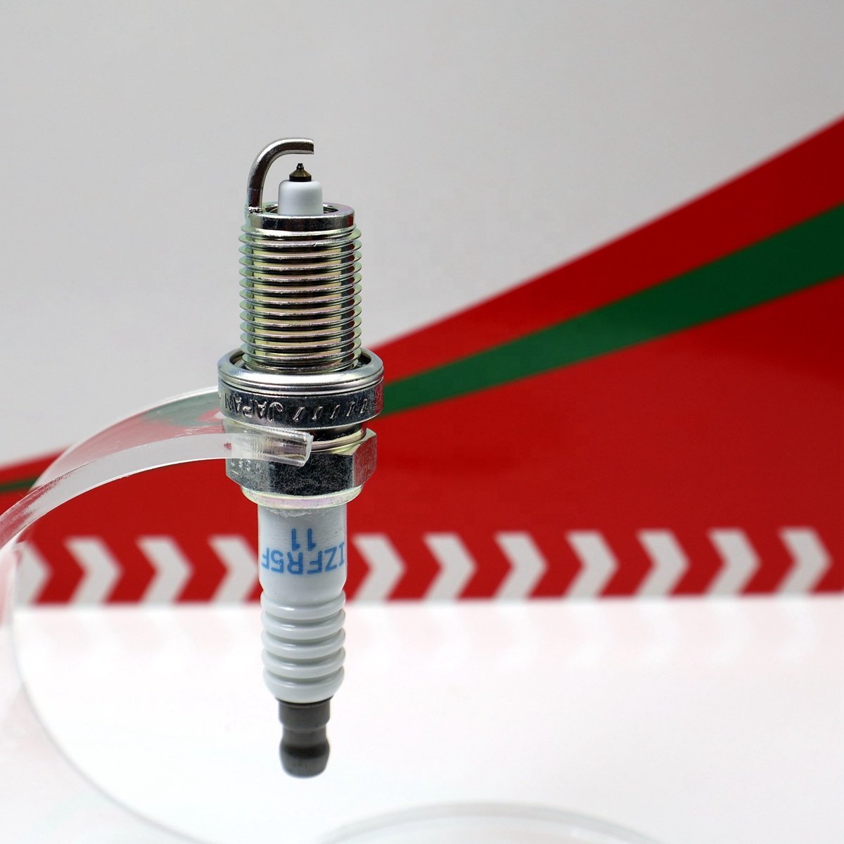 Genuine NGK 97089 IZFR5F11 Original NGK Iridium Platinum spark plug suitable for NGK 2262 ZFR5F11 56028236AA
