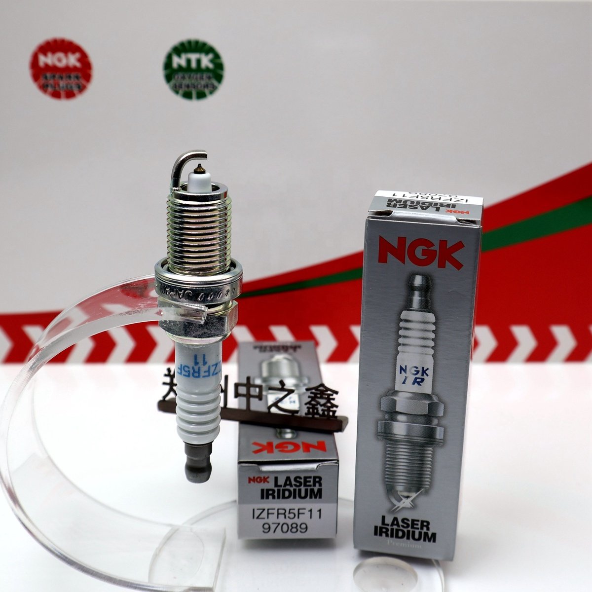 Genuine NGK 97089 IZFR5F11 Original NGK Iridium Platinum spark plug suitable for NGK 2262 ZFR5F11 56028236AA