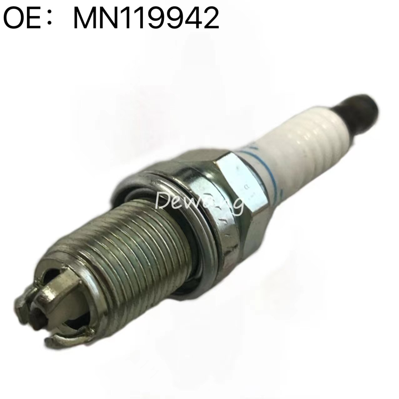 Factory Supply Price Car Engine Parts 4 Electrode Spark Plug OEM BKR6ETUB MN119942 For MITSUBISHI Spark Plugs