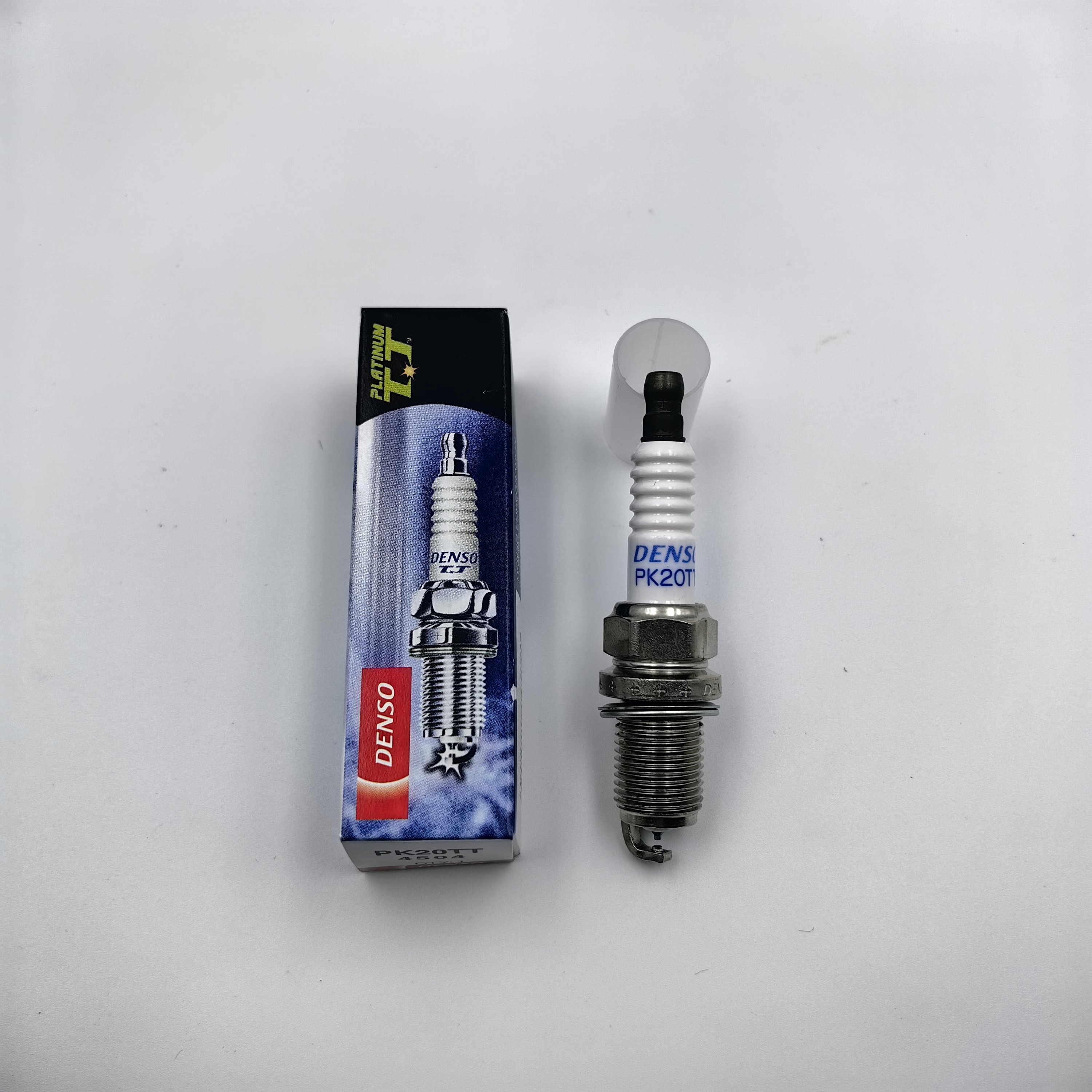 Auto Platinum Bujia DENSO Spark Plug 4504 PK20TT For Toyota PRADO /RAV 4 /SIENNA /SOLARA /SUPRA, VOLVO S80 / XC90, VW Golf